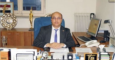 حسين مرعى: المشاركة فى "كزوموبوليس اليونانى" فرصة للتعريف بالثقافة المصرية