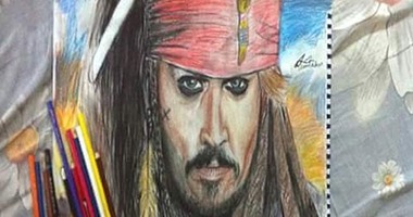 طالب بالصف الأول الثانوى يشارك بلوحات فنية بألوان الخشب والفحم
