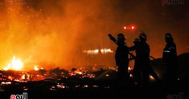 بالصور..رجال الإطفاء بالقاهرة والجيزة يكافحون 350 حريقا فى 3 أشهر..أبرزها "الرويعى والغورية ومصر للصوت والضوء وسينما شارع الهرم ومزرعة أشجار النخيل"..وتفحم 10 جثث وإصابة 130 شخصا نتيجة حرائق متفرقة