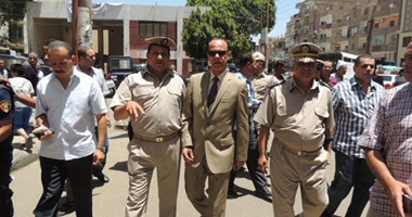 بالصور.. أمن سوهاج يشن حملة مكبرة لطهير أسوار الجامعة من الباعة الجائلين