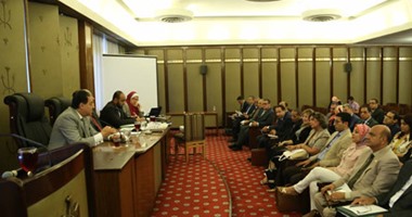 ممثل الصحة للبرلمان: " حنفية فضائيات بتعمل إعلانات علاج مخالفة للقانون"