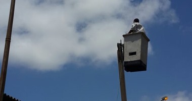 إزالة السرقات للتيار الكهربائى بميدانى التحرير وعرابى شرقى الإسكندرية