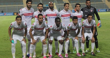 بالفيديو.. لاعبو الزمالك يرفضون "هدية" أمام صن داونز