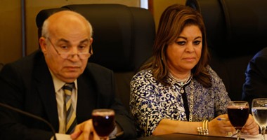 سحر الهوارى فى زيارة لوزارة الرياضة