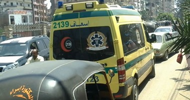 بالصور.. اختناق مرورى فى الطريق المؤدى لمستشفى السنبلاوين العام