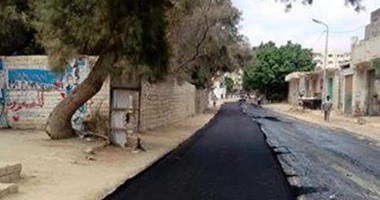 محافظة الإسكندرية تواصل أعمال رصف الشوارع الداخلية