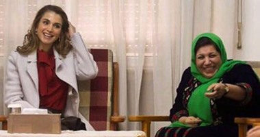 الملكة رانيا تنشر صورة لها مع مجموعة من المتقاعدات العسكريات على "إنستجرام"