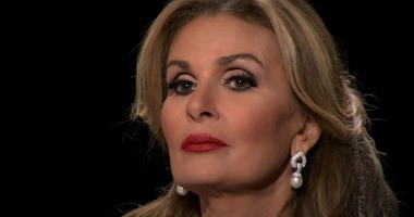 "على باب الوزير".. قدمه عادل إمام ويسرا فى الإذاعة قبل السينما بعام واحد