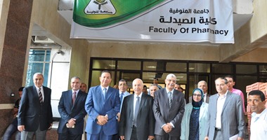 لجنة القطاع الصيدلى  بالمجلس الأعلى للجامعات تتفقد صيدلة المنوفية