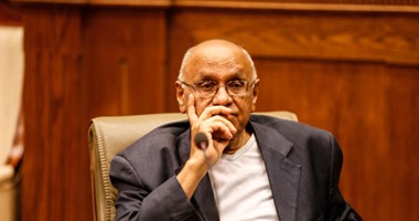 يوسف القعيد: اشتريت كيلو سكر بـ"واسطة".. والسلفيون أشد خطرًا من الإخوان