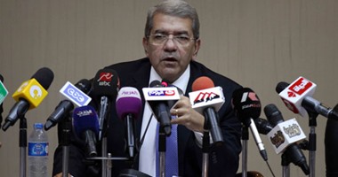 وزير المالية ردًا على مطالب النواب برفع نسبة زيادة المعاشات: "هنجيب منين"