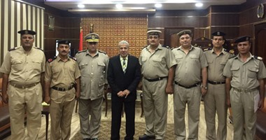 بالصور..مدير أمن كفر الشيخ يكرم ضابط و5 أمناء من شرطة النجدة لتميزهم فى العمل