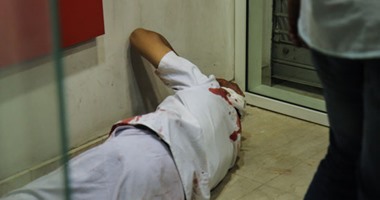 القبض على عاطلين طعنا رقيب شرطة بمطواه وسرقا سلاحه الميرى بمصر القديمة