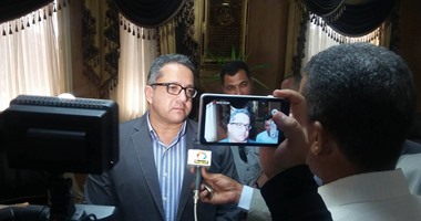 بالصور.. وزير الآثار يعقد مؤتمرا صحفيا بالوادى الجديد بحضور سفير اليابان