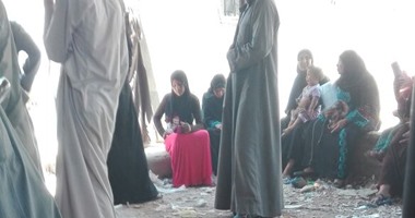 أهالى مركز دار السلام بسوهاج يشكون إهمال النظافة بـ"السجل المدنى"