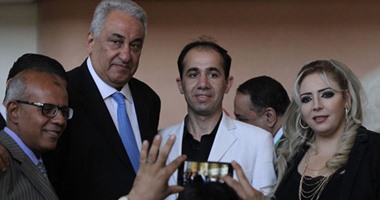 عضو بالمحامين العرب يعترض على خطأ بعلم دولته..وعاشور:أتمنى نكون تحت علم واحد