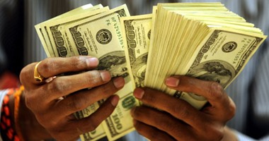 الدولار يسجل 19.17 جنيه فى نهاية تعاملات اليوم