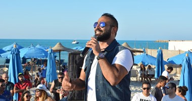 بالصور.. أحمد سعد يشعل أجواء مارينا بأجمل أغانيه