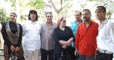 الفنانون والمذيعون فى حفل إفطار اليتيم بالقرية الفرعونية