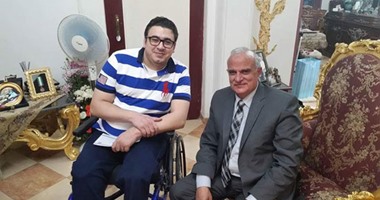 جامعة طنطا تكرم النقيب محمود الكومى بمؤتمر البحث العلمى