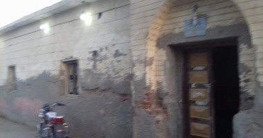 أهالى عزبة "رجوع" بـ"الفيوم" يطالبون بإعادة بناء مسجد القرية 