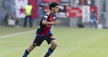 عمر جابر احتياطيا فى مواجهة بازل أمام لوجانو بالدوري السويسري 