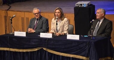 تدشين مجلة "الزمكان" بمركز الحرية والإبداع بالإسكندرية