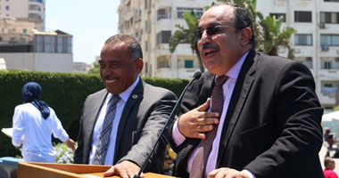 محافظ الإسكندرية يعلن الانتهاء من مشكلات مساكن القبارى 9
