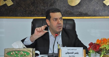 محافظ أسيوط: شراء 50 طلمبة نقالى لمواجهة تجمعات مياه الأمطار والسيول