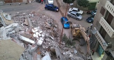 النيابة تستعجل ملف العقار المنهار فى الخليفة من الحى