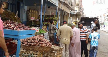 بالصور..حملة لإزالة الإشغالات بشوارع المطرية بالدقهلية