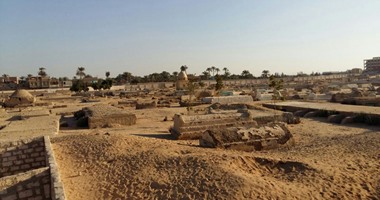 أهالى قرية بنى شعران بمنفلوط يطالبون بإنشاء مقابر لدفن الموتى 