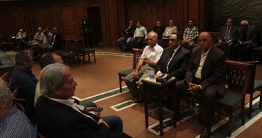 نجوم كرة اليد فى التسعينات بعزاء جمال شمس