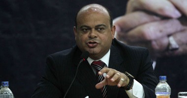 محافظ مطروح يقرر صرف 10 آلاف جنيه لأسر المتوفين و 5 للمصاب بحادث الأوتوبيس