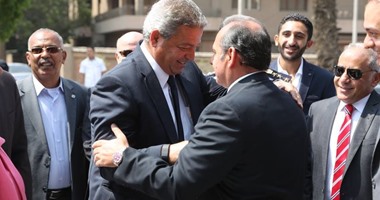 بالصور.. وزير الشباب يفتتح فرع أحد البنوك بالمركز الأوليمبى بالمعادى
