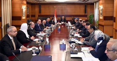 "فيتش" العالمية: الاتفاق مع صندوق النقد إيجابى لتصنيف مصر الائتمانى ويعزز الثقة فى الاقتصاد.. وتؤكد: البرنامج يتضمن إصلاحات أبرزها خفض الجنيه.. وتتوقع الوصول لاتفاق نهائى مع الصندوق فى سبتمبر المقبل