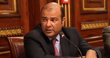 وزير التموين: 43% من نقاط خبز الشهر الحالى صرفها المواطنون فى أول يومين