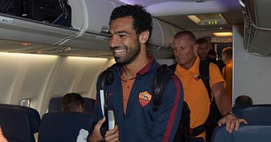 محمد صلاح يهنئ هداية ملاك ببرونزية التايكوندو