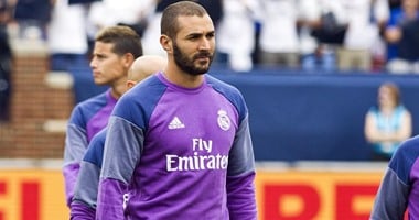 فرنسا تفتح الباب أمام عودة بنزيما لمنتخب الديوك