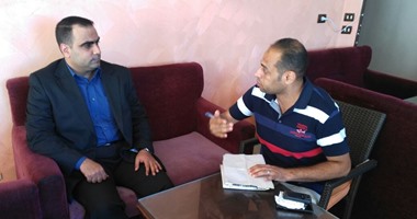 مخترع يهدى القوات المسلحة حق تنفيذ اختراعاته دون الرجوع له.. ويقول للشباب: "الشهادات لا تصنع للإنسان قيمة وإنما هو الذى يصنع نفسه".. وأبرز ابتكاراته "صندوق أسود قابل للطفو