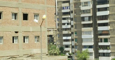 صحافة المواطن: أعمدة الإنارة مضاءة نهارا بشوارع مدينة نصر