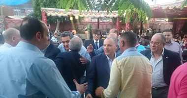 بالصور.. أبو ريدة على مائدة افطار أندية السويس