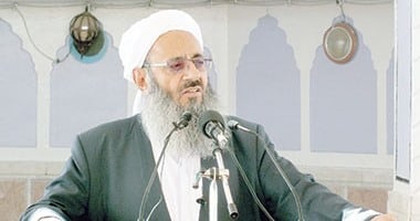 إمام أهل السنة فى إيران يندد بخانة المذهب فى طلبات الالتحاق بالوظائف