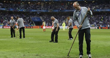يورو 2016: تحسين أرضية ملاعب نصف النهائى والنهائى