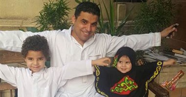 بالصور.. الصقر والغندور يحتفلان بالعيد مع أبنائهم