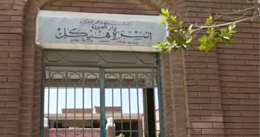 بالفيديو.. فى أول عيد بعد رحيل "الأستاذ" هيكل.. مدافن الأسرة "لم يحضر أحد"