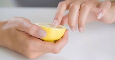 كل براحتك ومتقلقش.. 4 مواد طبيعية للقضاء على رائحة الفسيخ من اليد والفم