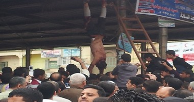 لماذا تتهاون الدولة مع"بلطجية الكارتة"..شبيحة يسيطرون على مواقف السيارات بالمحافظات..سطوة المحافظين ذوى الخلفية الأمنية لم تمنع توغلهم..عمارات ومقاهى محصلة الإتاوات.. وتكسير السيارة عقوبة رافض الجباية