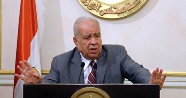 "الوزارء" والبرلمان يسابقان الزمن لإصدار قانون بناء الكنائس قبل فض دور الانعقاد الأول.. النواب: قانون الحكومة ليس محصنا ضد التعديل ولدينا تحفظات عليه.. وإصداره استحقاق دستورى يقضى على الفتنة الطائفية