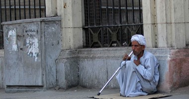 الأجهزة الامنية تقتحم مملكة الشحاذين بالإسماعيلية